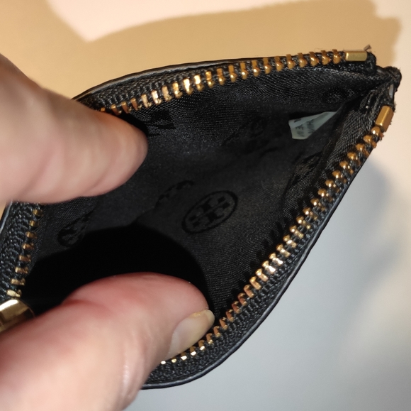 Tory Burch Logo Studded Leather Coin Holder - Picture 10 of 11